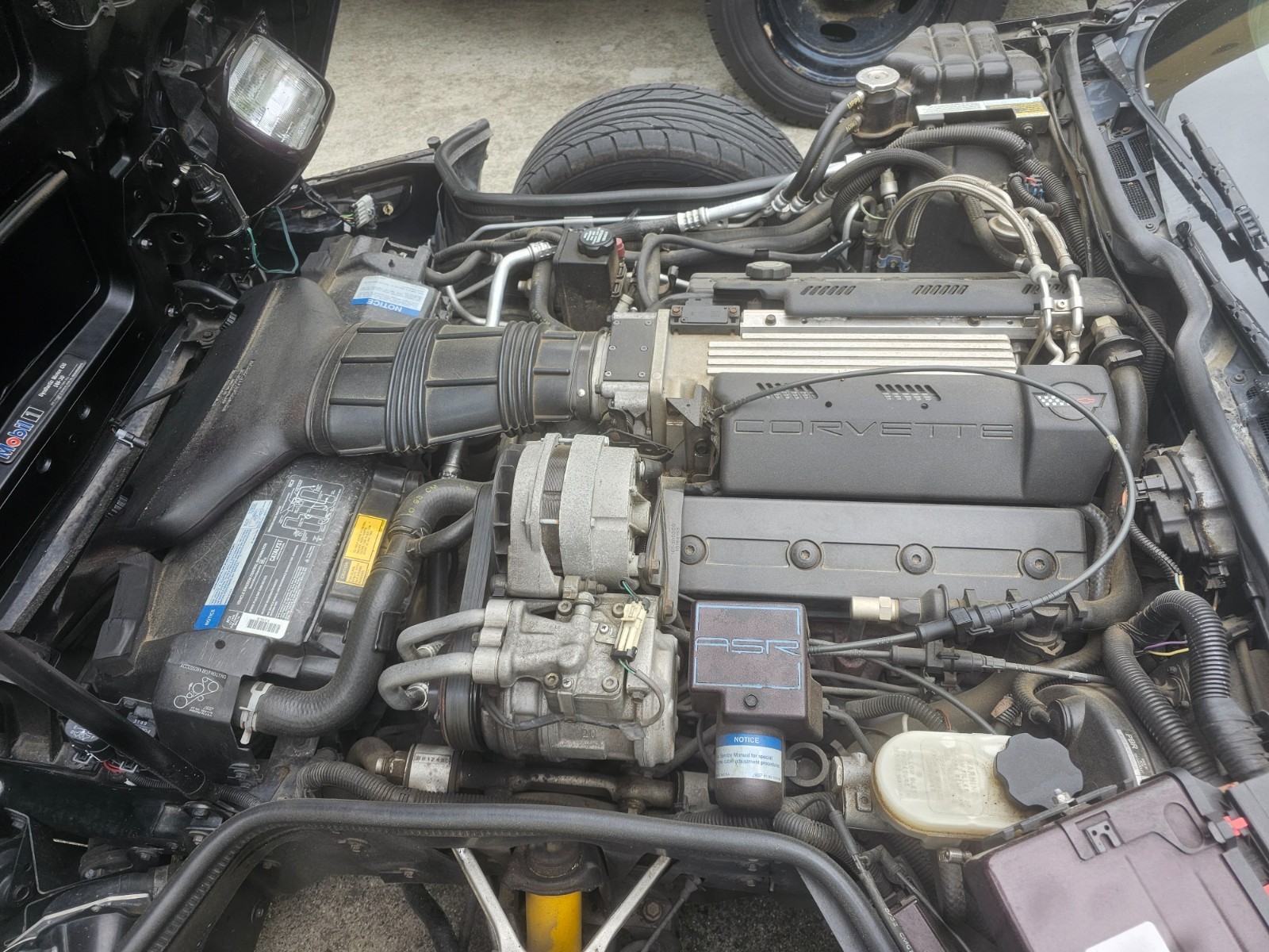 1993 Burgundy Chevrolet Corvette   | C4 Corvette Photo 7