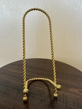 Vtg Twisted Brass Wire Display Stand Picture Easel Plate Holder Gold 7 In Tall