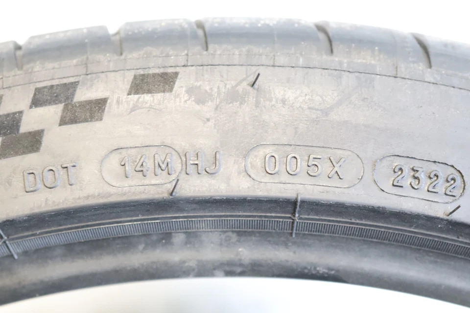 Two 315/30ZR22 3153022 Michelin Pilot Sport 4S BMW 107Y 7/32 D94 Foto 4 de 4