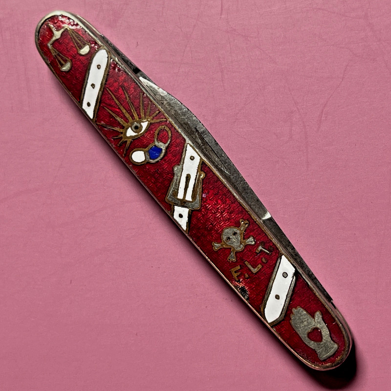 Antique Cattaraugus Cutlery Co. IOOF Odd Fellows Enamel Pocket Knife FLT