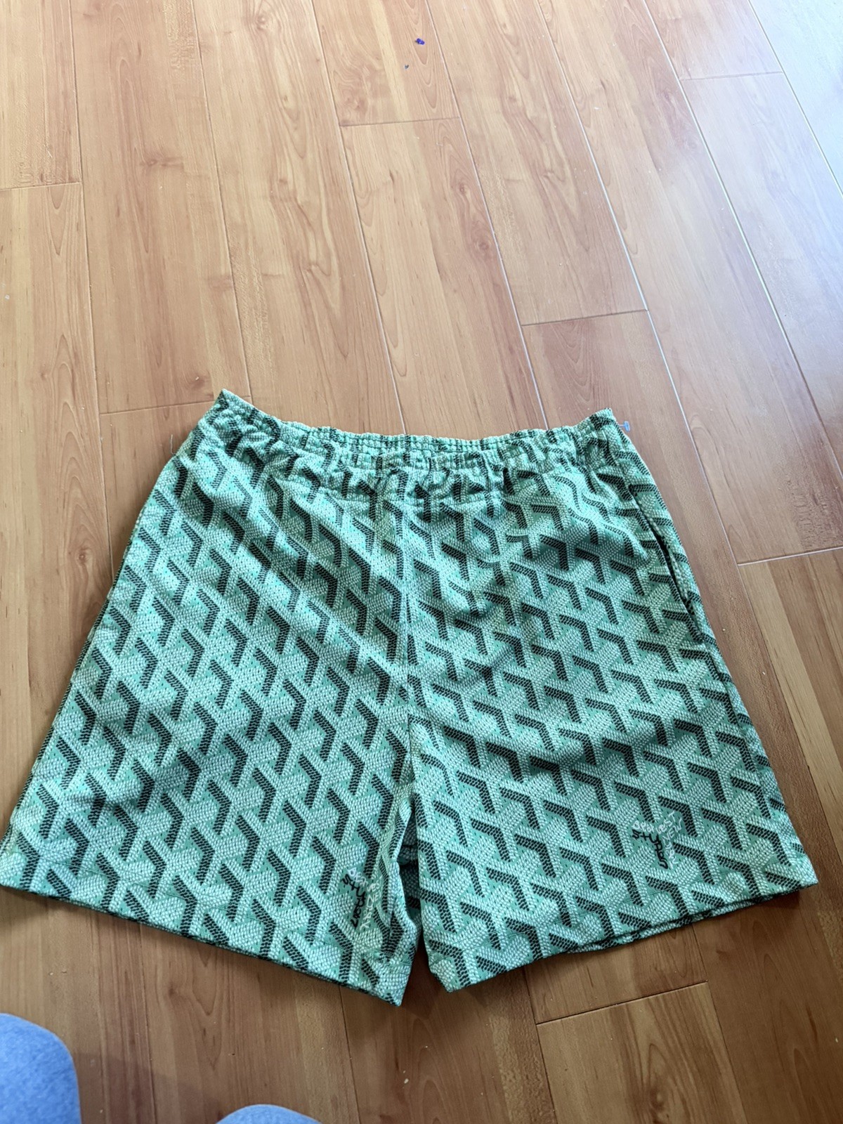 Bravest Studios Shorts Green (size:M)