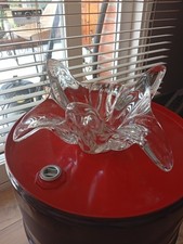 Cendrier / coupelle en cristal transparent forme étoile ondulée