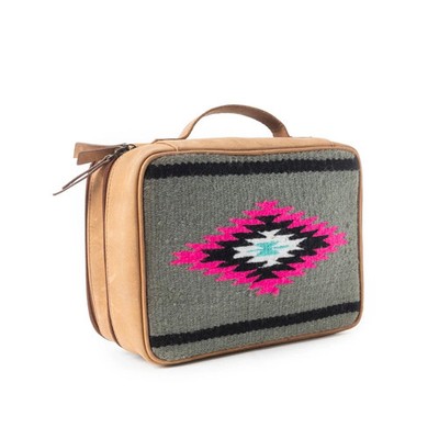 MYRA ~ MAKEUP ~ CASE
