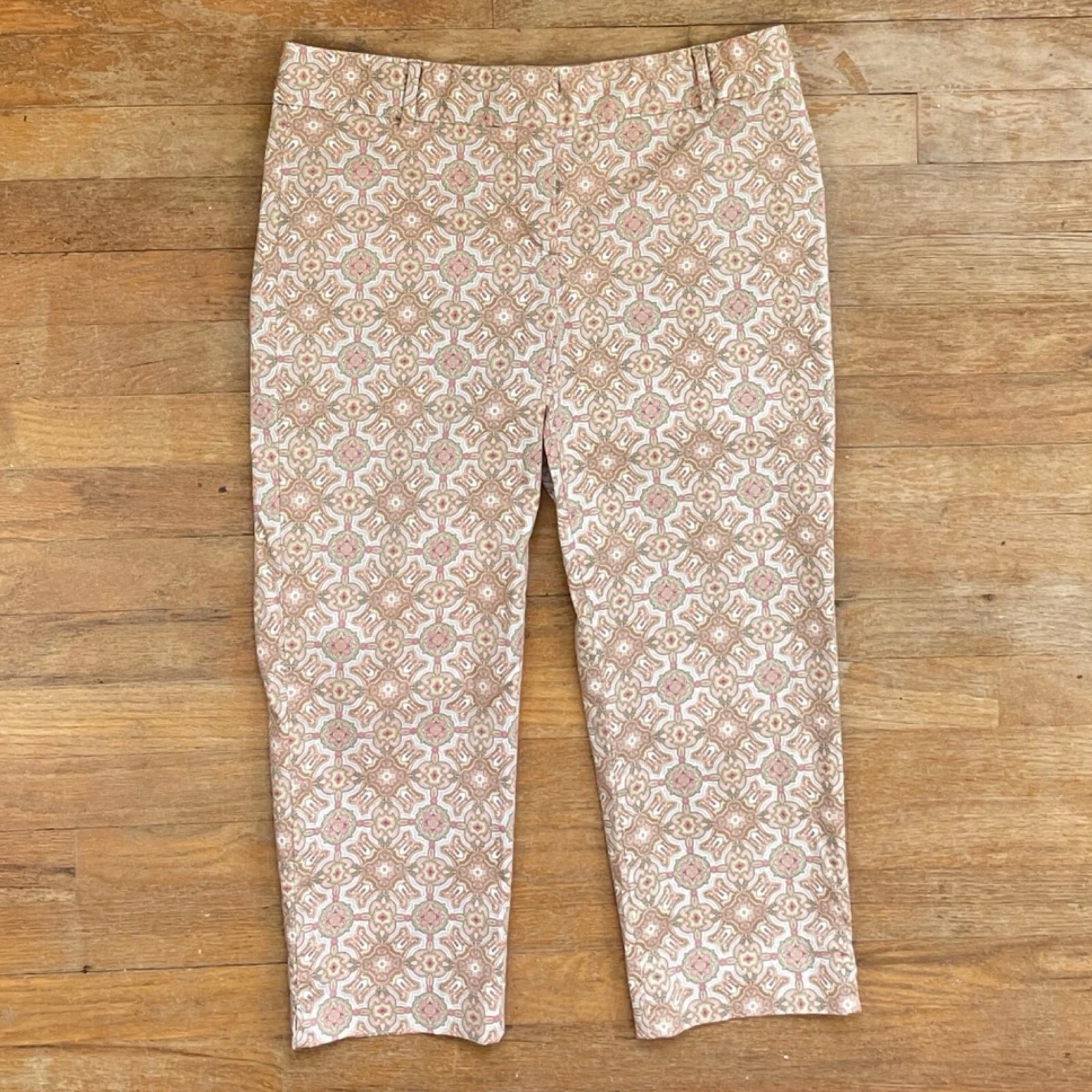 Talbots Capris Size 10P Cotton Damask Print Cropped Pants Trousers Beige Pink