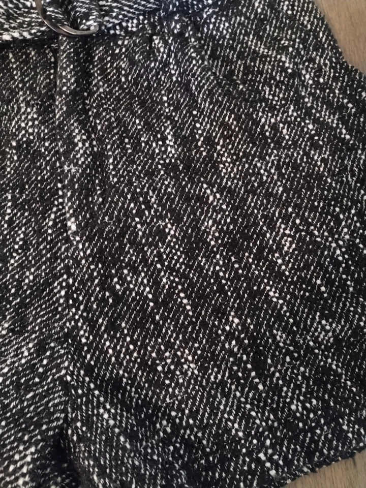 Pantalones Cortos FREE PEOPLE Para Mujer 12 Pesados Cintura Alta Tejido Negro Blanco Clásico Foto 2 de 4