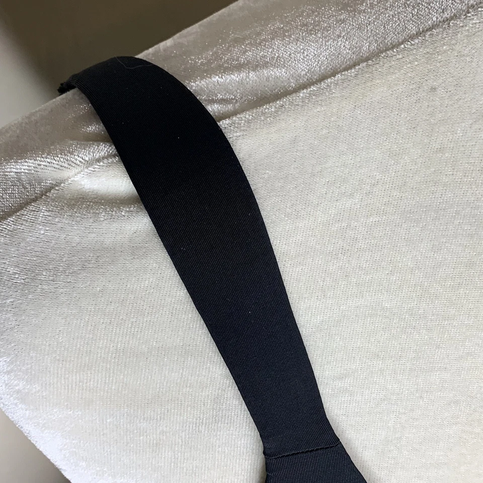 Sujetador de copa suave moldeado sin alambres Naturana negro 34 C nuevo con etiquetas Foto 3 de 4