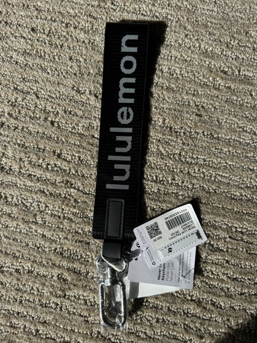 lululemon☆ロゴ キーホルダー Never Lost Keychain Never Lost Keychain | Men's Bags,Purses,Wallets | lululemon