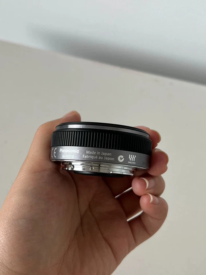 LENTE PANASONIC LUMIX G 14mm F2.5 F/2.5 ASPH AF H-H014 Negro Foto 3 de 4