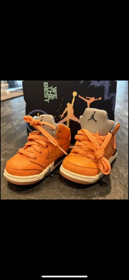 Baby Nike Air Jordan 5 Retro Sp Shoes - Image 4 of 4