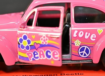 Welly NEX VW Beetle Peace & Love Pink Flower Power 1:34 Scale