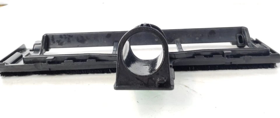 鲨鱼吸尘器 NV200 NV201 NV202 零件刷辊盖底板 55D53688 — 第 2/4 张图片