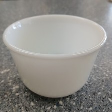 Vintage PYREX Corning Ware Opal Milk Glass Ramekin Bowl 4" Made In USA 17