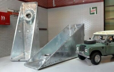 SWB Seatbelt Anchor Brackets Rear Body Galvanized 338752 x2 Land Rover ...