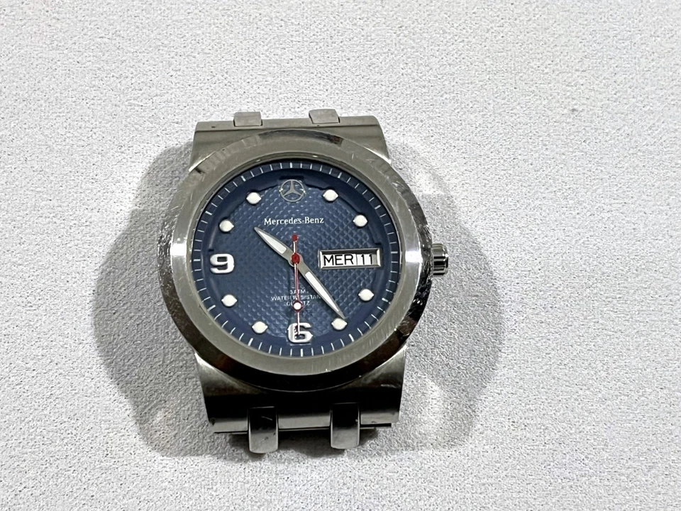 Mercedes 5 ATM relógio de quartzo resistente à água RA517 movimento suíço aço RARO - Imagem 2 de 4