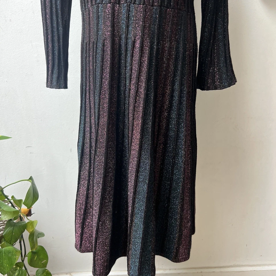 Vestido Suéter Nanette Lepore Metálico Rayas Acanalado Tejido Ajuste y Acampanado Grande Foto 4 de 4