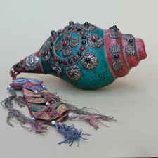 Róg muszli tybetański "dung dkar" rzemiosło artystyczne Budda Nepal Dordże instrument