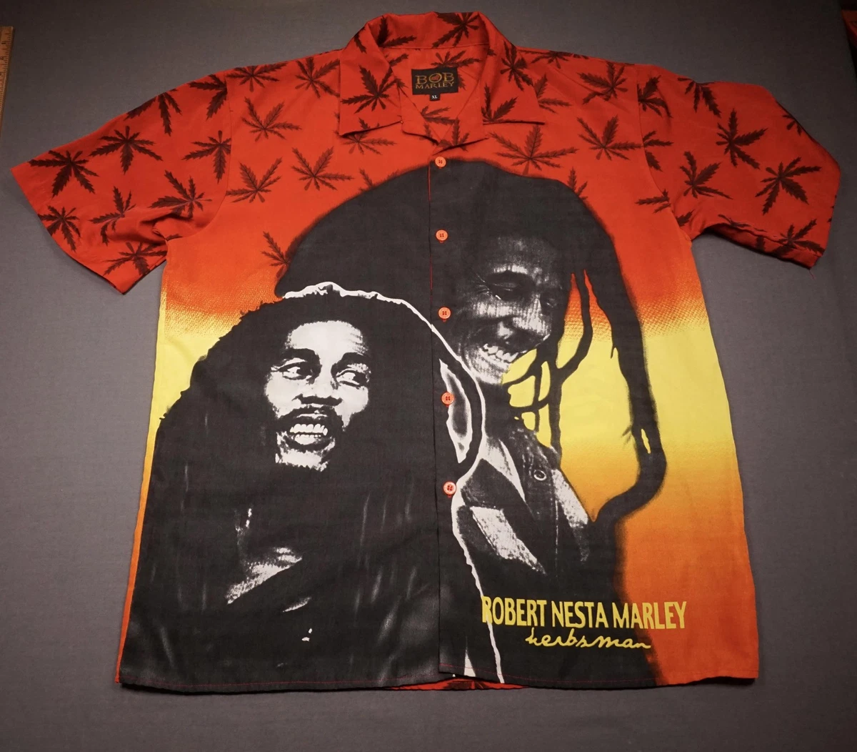 Preços baixos em Botão de Poliéster Bob Marley-up, casual, com
