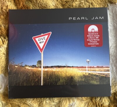 Pearl Jam Music CD Yield Tour Record Store Day RSD Give Way Live