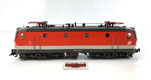 PT133 - ROCO H0 43723 - LOCOMOTORA ELÉCTRICA ÖBB BR 1044 057-6 - DCC READY! - Imagen 5 de 7