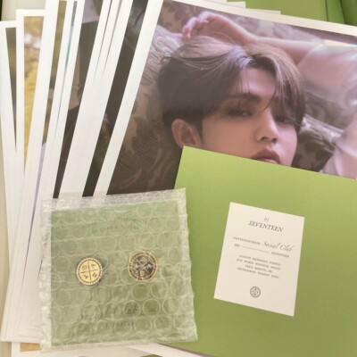 SEVENTEEN SOCIAL CLUB CARAT SET PHOTOBOOK DVD BADGE 01 Da SEVENTEEN SOCIAL CLUB CARAT SET PHOTOBOOK DVD BADGE 01 Da