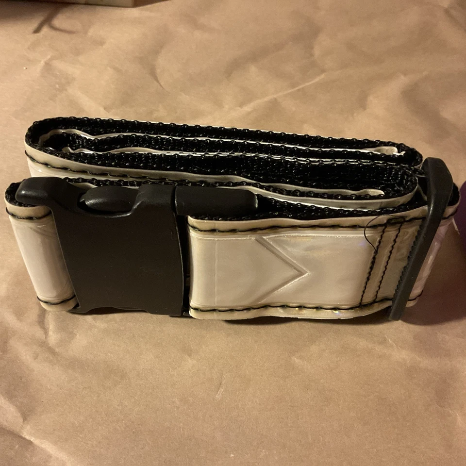 Cinturón de seguridad reflectante Skilcraft Visi-belt BLANCO 31-55" Foto 4 de 4