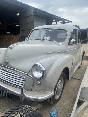 Morris Minor - Picture 1 of 8
