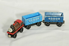 Bertram and 2 Sodor Scrap Cars - 2000 Thomas and Friends Wooden Railway Cars