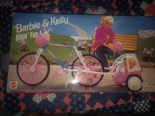 BARBIE & KELLY BIKING FUN w/ PUPPY- BIKE HELMETS RIDE ALONG SEAT NIP VTG NRfb