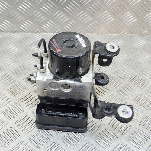 VOLVO V60 MK1 D5 ABS-Pumpe und Steuermodul 31329137 2.4 Diesel 158kw 2012