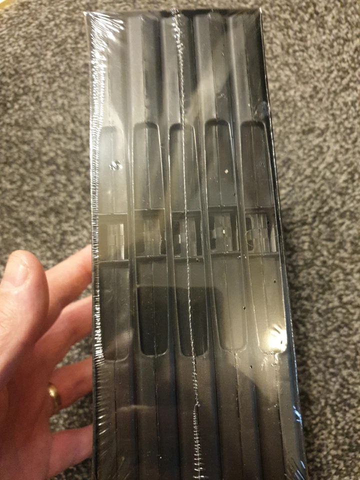 Audrey Hepburn Collection DVD Box Set 5 Films  New And Sealed - Image 3 of 4