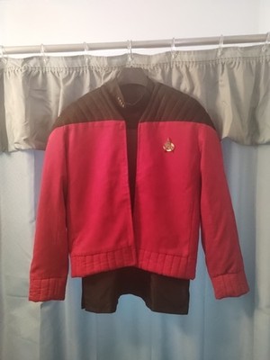 ANOVOS Picard 'Darmok' Jacket, Undershirt, Pips & Combadge Lot!