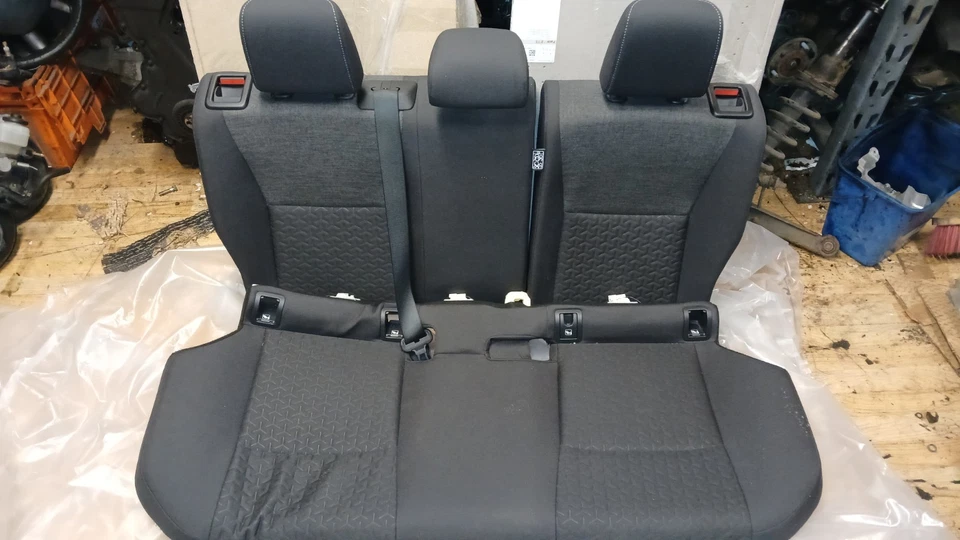 TOYOTA YARIS CROSS 2023 SEATS - Image 4 of 4