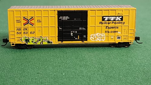 USA N SCALE EXACTRAIL TTX PLUG DOOR BOX CAR FBOX #505362 CON GRAFFITI | Condition: Usato