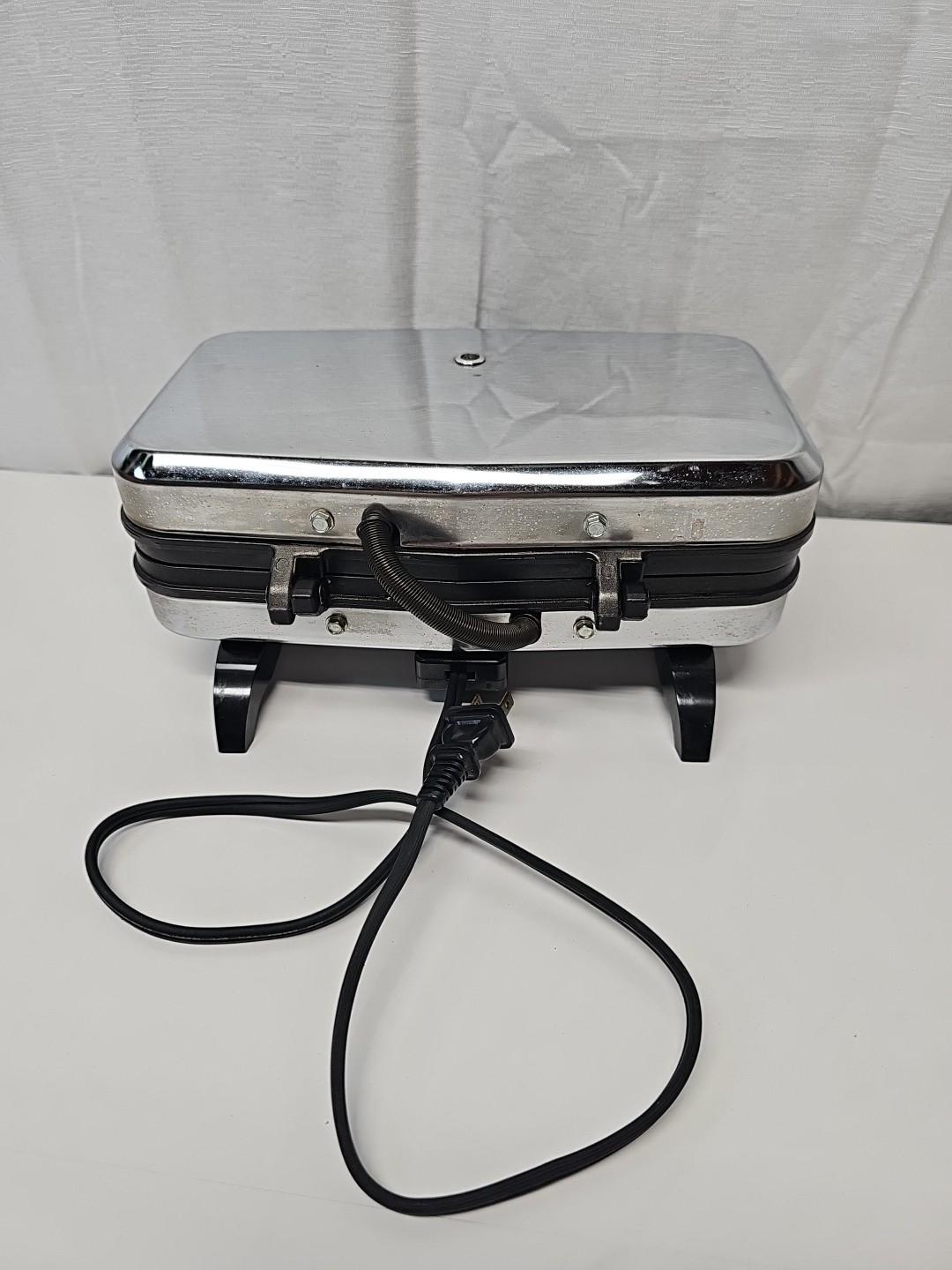 Vintage Vitantonio Belgian Waffler Waffle Iron Maker Chrome 550 Tested Works