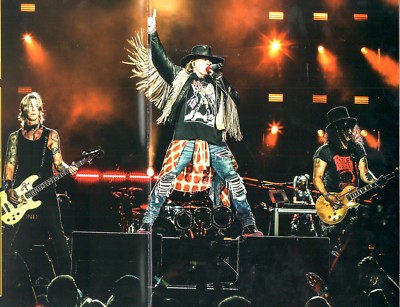 GUNS N ROSES 2017 NOT IN THIS LIFETIME TOUR PROGRAM BOOK / AXL