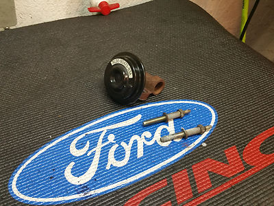93-04 Ford Mustang 3.8 V6 EGR Valve OEM Factory Free Priority Mail! E9SE9D460A2A