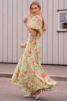 slim fit dress slacks ByTiMo - Crepe Mini Dress Green Field main image 0