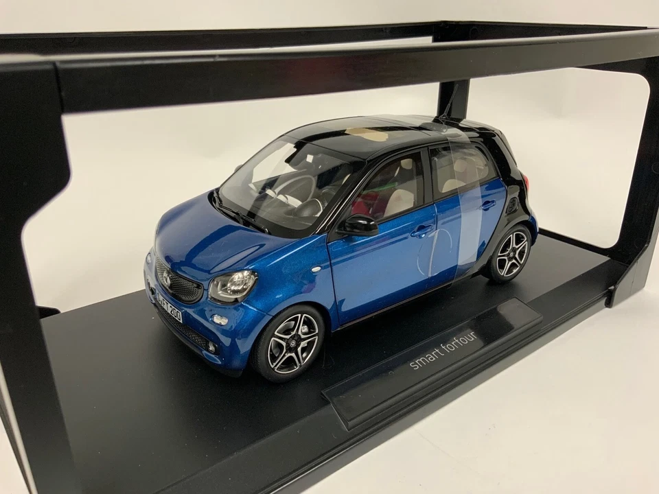 1/18 Norev Smart Forfour from 2015 in Black and Blue 183435 NC1153 - Image 2 of 4