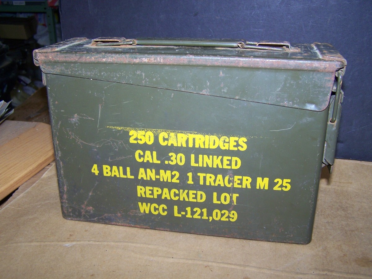 UNITED AMMO 250 CARTRIDGES BOX CAL .30 LINKED 4 BALL AN-M2 1