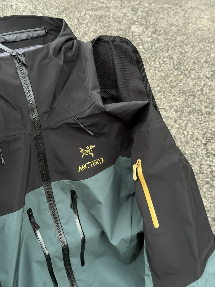 Arc'teryx Men's Alpha SV7 Green Black Gold Jacket IVORY Arc'teryx Men's Alpha SV7 Green Black Gold Jacket IVORY