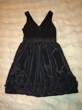 Max & Cleo Little Black Cocktail Party Dress Sleeveless Rosette Hem Size 4