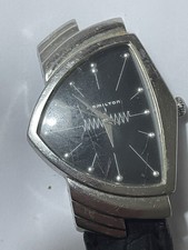 Hamilton Ventura H244110 Quarzo quadrante nero triangolare acciaio 50 m