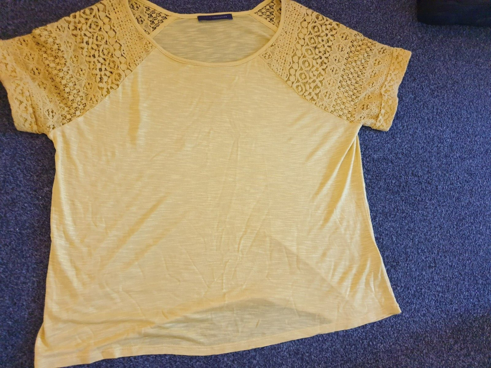 M&S Ladies Light mustard/yellow dressy Short lacy Sleeve Top TShirt