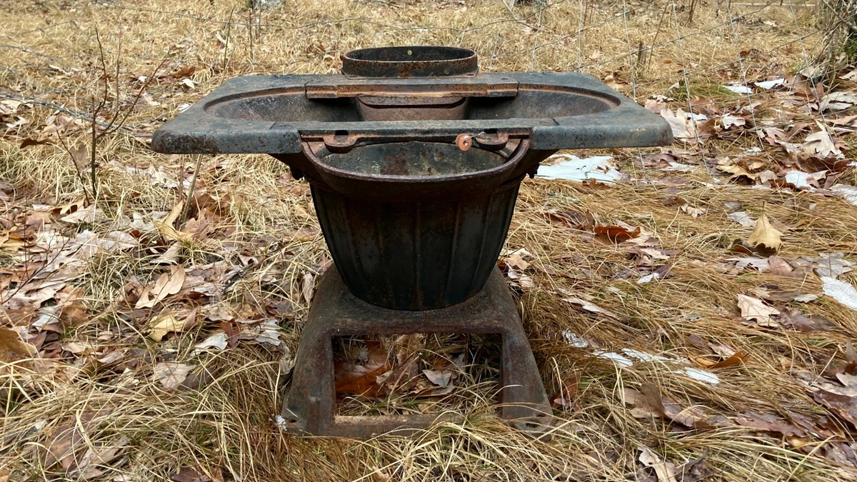 Antique Little Joe Cast Iron Stove Parts Body Only Columbus Iron Works |  eBay