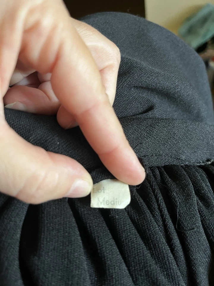 Halloween Unisex Medium Mysterious Gothic Hooded Cloak Renaissance Cape Costume - Image 4 of 4