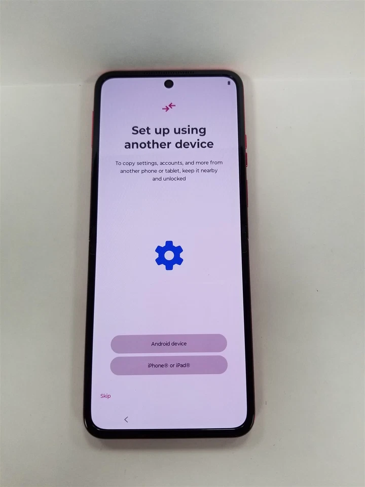 Motorola Razr Plus 2024 256 GB Rojo XT2451-1 (Desbloqueado) Totalmente Funcional DF6539 Foto 2 de 4