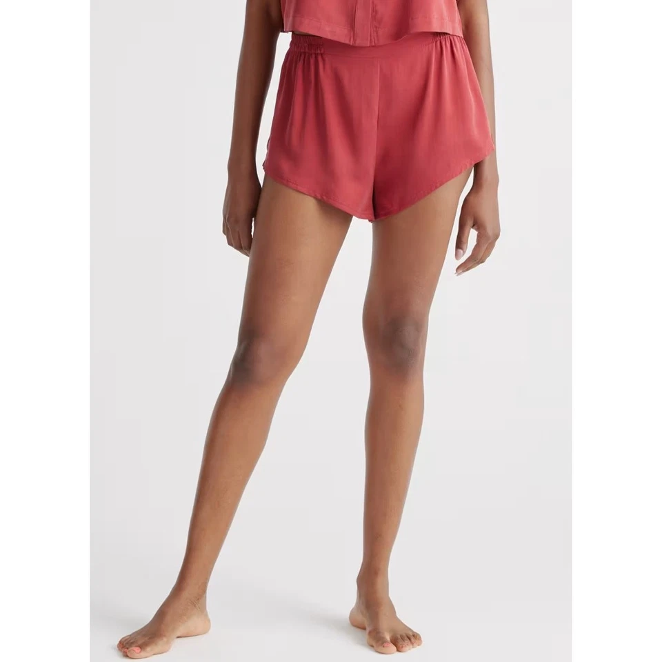 Conjunto de pijama de seda lavable Quince para mujer carmesí talla mediana Foto 2 de 4