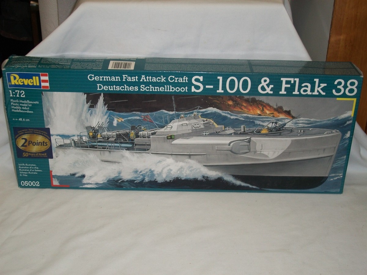 Revell 1/72 Scale Schnellboot S-100 & Flak 38 - Factory