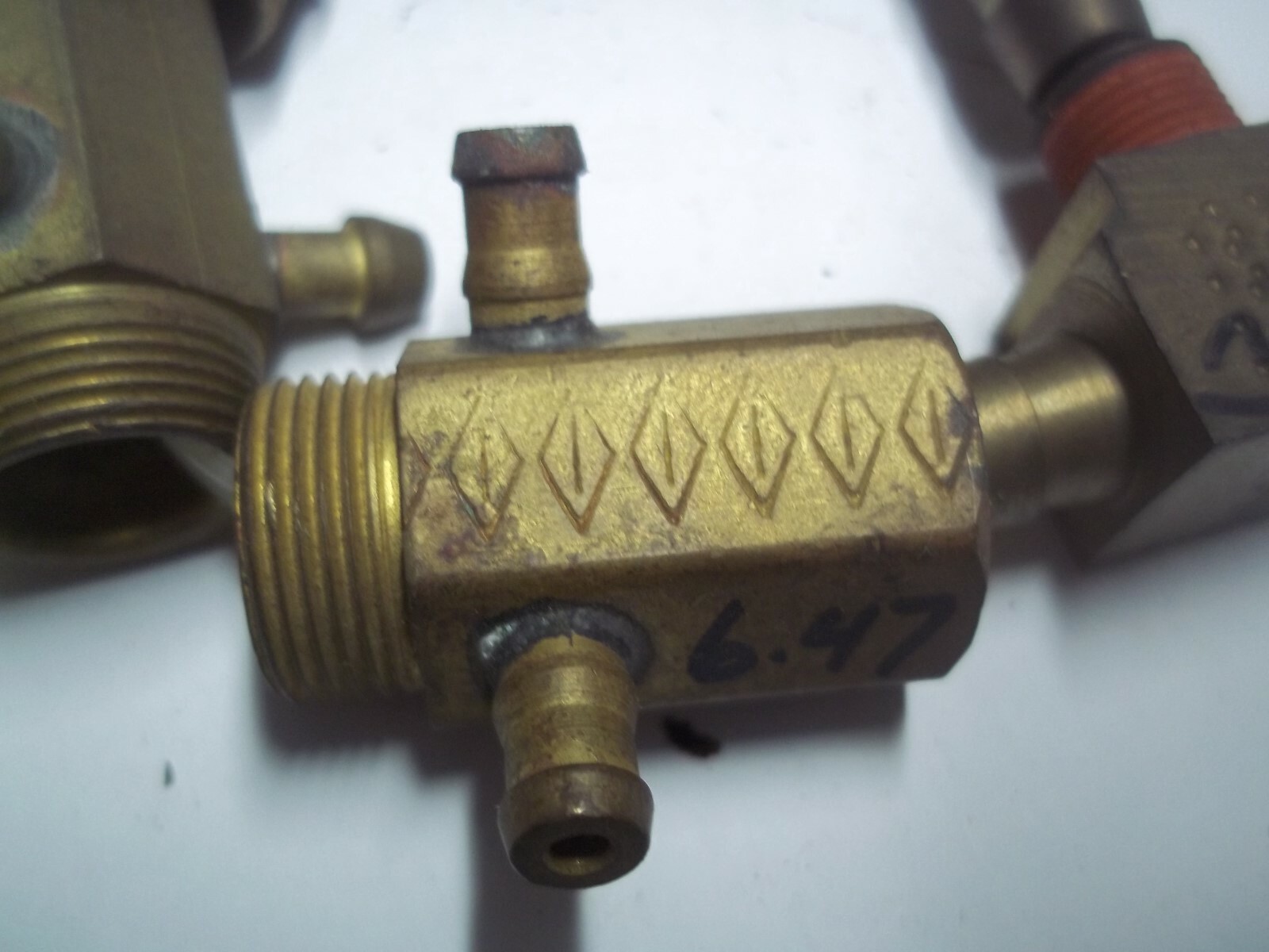 INTERNATIONAL FUEL LINE FITTING PART NUMBER 1805321C1 eBay