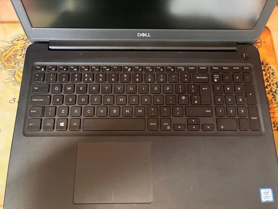 Dell Latitude 3500 · i5-8265U · 16GB · 256GB, photo 2 of 5